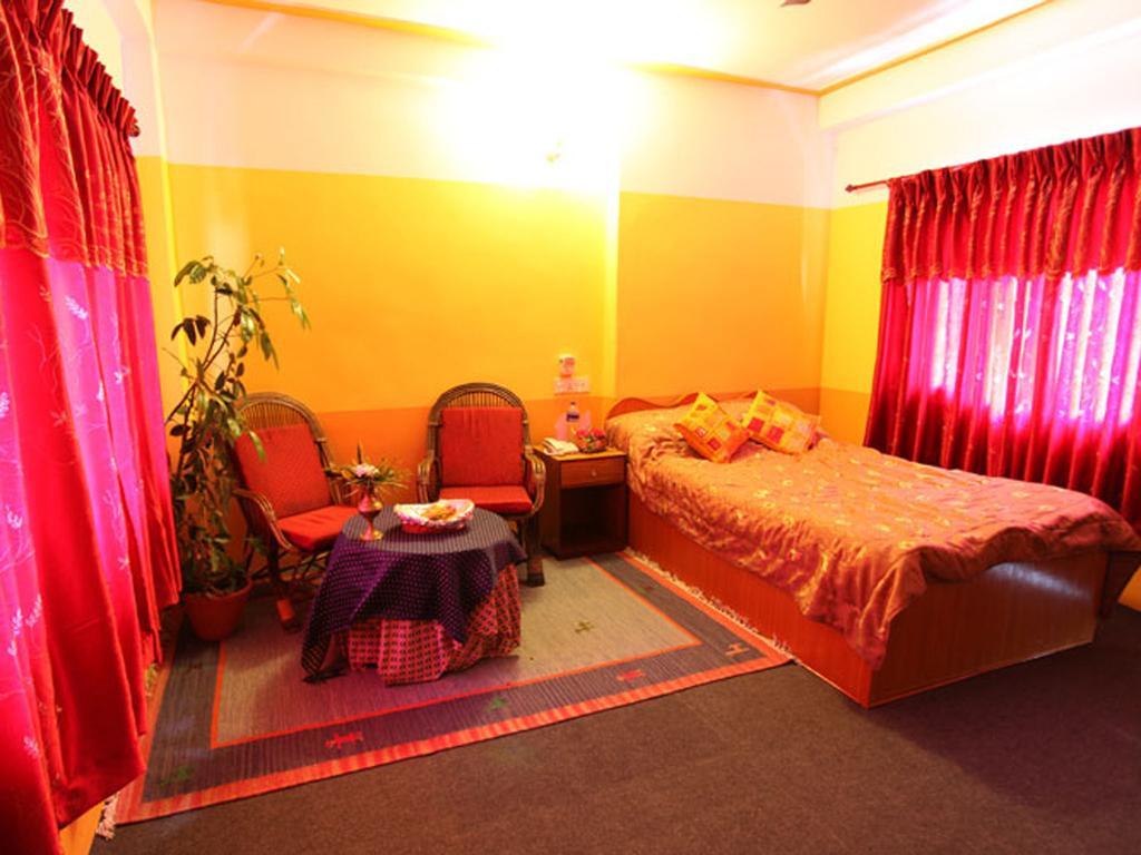 Trekkers Lodge Pokhara Quarto foto